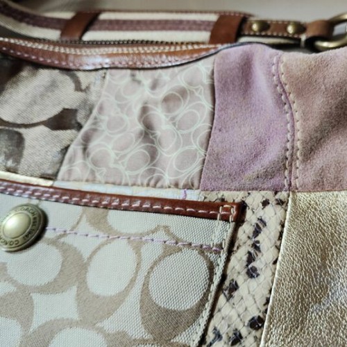 コーチショルダーバッグ