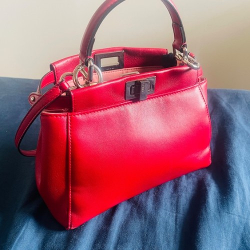 ピーカブーミニ、モンスター