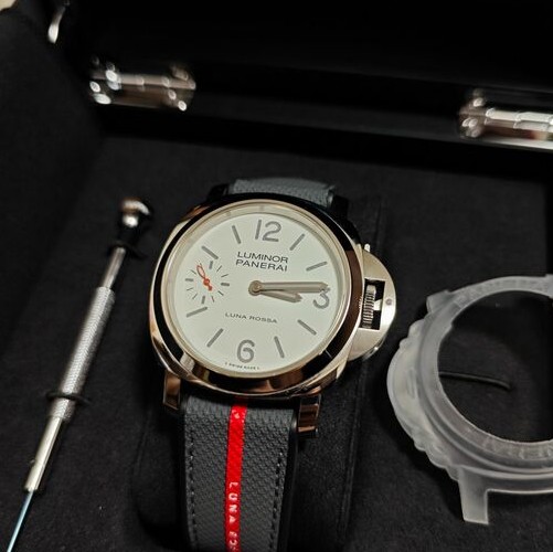 パネライ ルミノール PAM01342