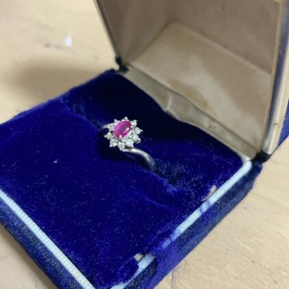 ルビーのリング