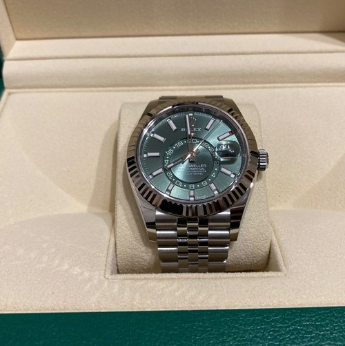 ロレックス スカイドゥエラー