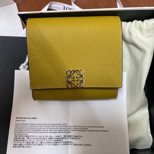 ロエベ　財布　二つ折り