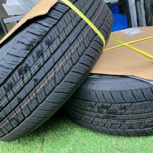 ランクル250 純正タイヤ