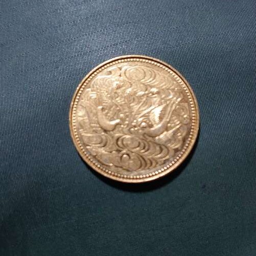 天皇御在位６０年記念１０万円金貨