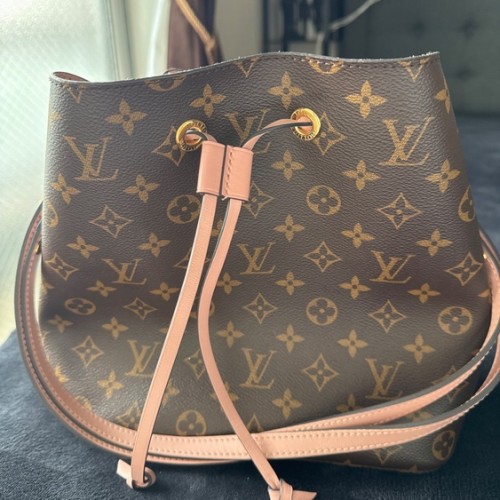 ルイヴィトン　ネオノエ