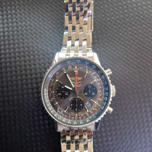 ブライトリング ナビタイマー AB0121A21B1A1