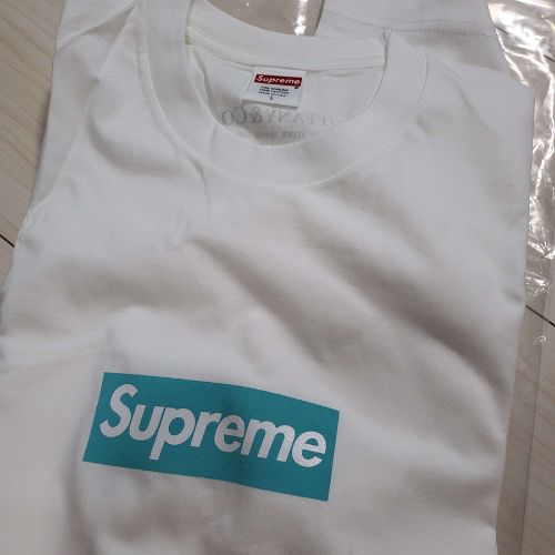 Supreme Tiffany Tシャツ