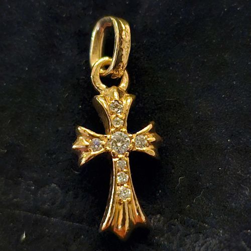 ロムハーツ ベイビーファットパヴェダイヤ チャーム