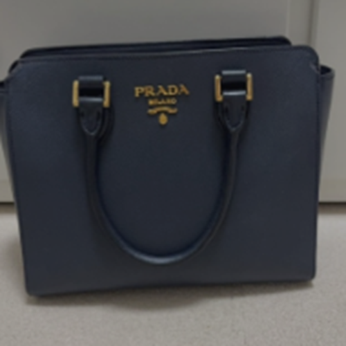 プラダ　サフィアーノ　2WAYハンドバッグ