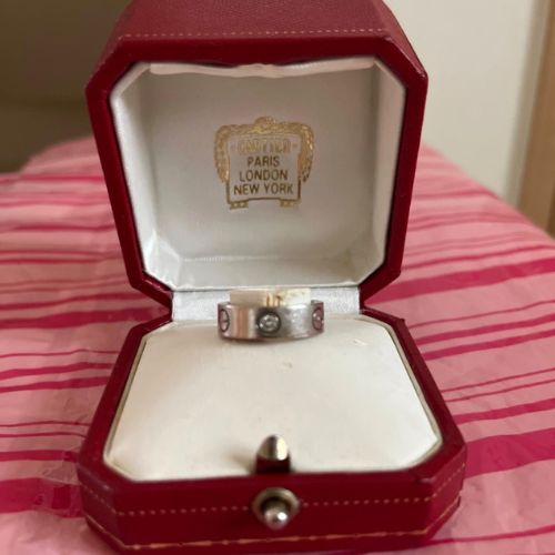 カルティエハーフラブリング