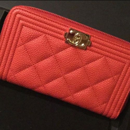 シャネル　財布　新品