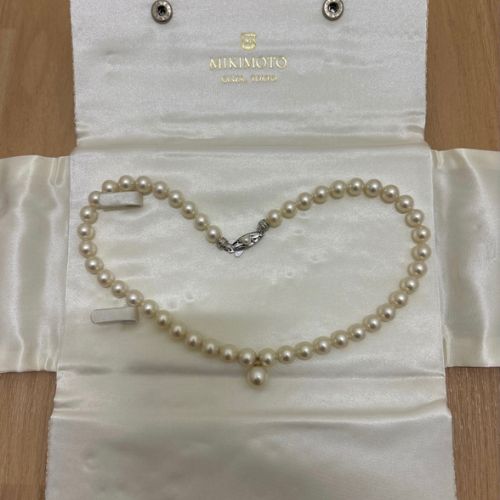 ミキモト真珠ネックレス