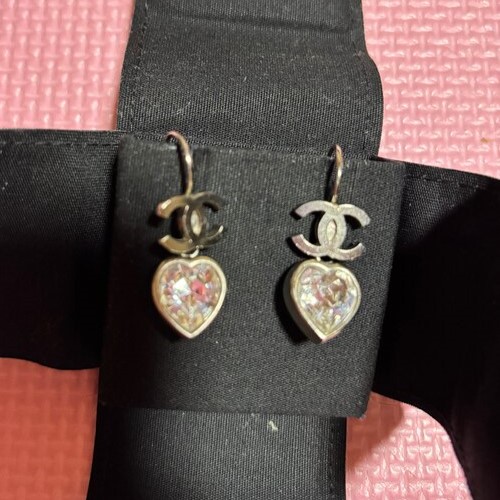 シャネル　ピアス