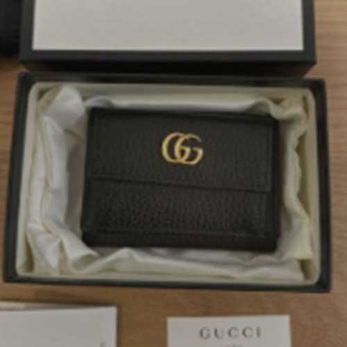 GGマーモント三つ折り財布