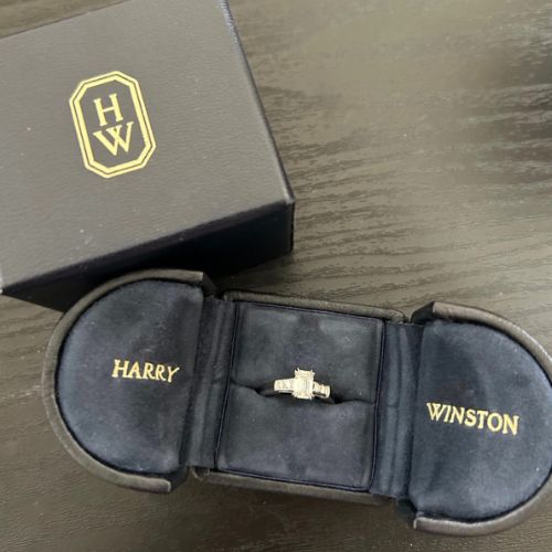 ハリーウィンストン　エメラルドカット