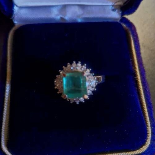 エメラルド指輪