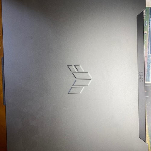 ASUS ゲーミングノートパソコン ROG Strix