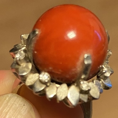 血赤珊瑚リング、デザインは井伏鱒二の息子作家物、玉は15㍉