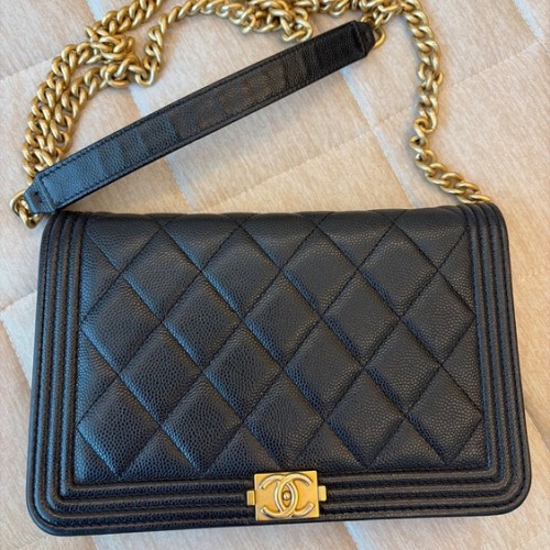 ボーイシャネル　チェーンウォレット