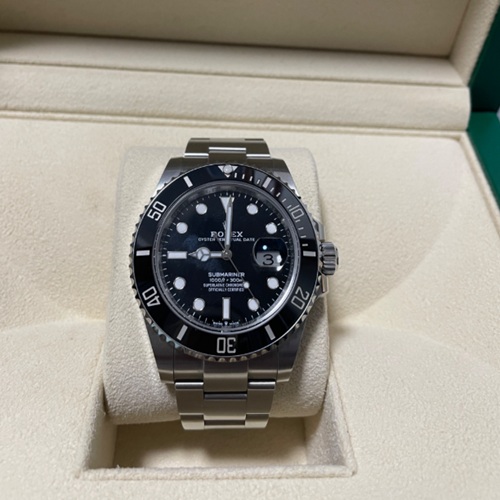 サブマリーナ 126610LN