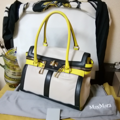 Max Mara　マックスマーラ　マルゴー　スリーカラーレザーバッグ