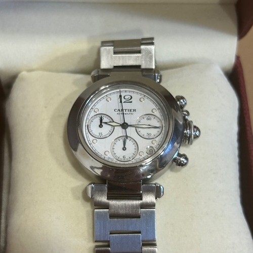 カルティエ パシャ クロノグラフ　ホワイト　じどう