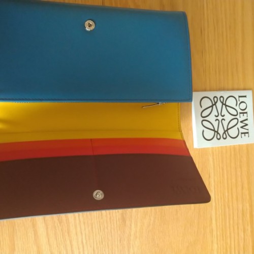 ロエベ　レインボーカラー長財布