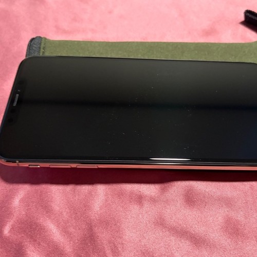 iPhoneXS Max 256GB SIMフリー