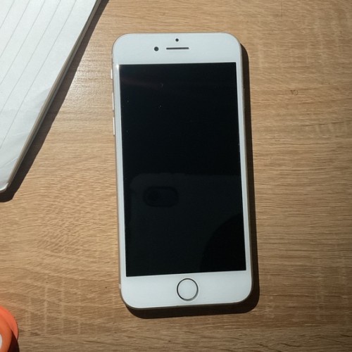 iPhone8 64GB SIMフリー