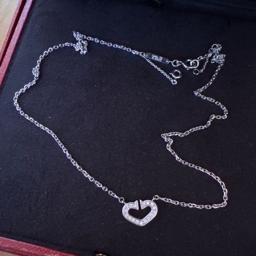 カルティエ Cハートネックレス