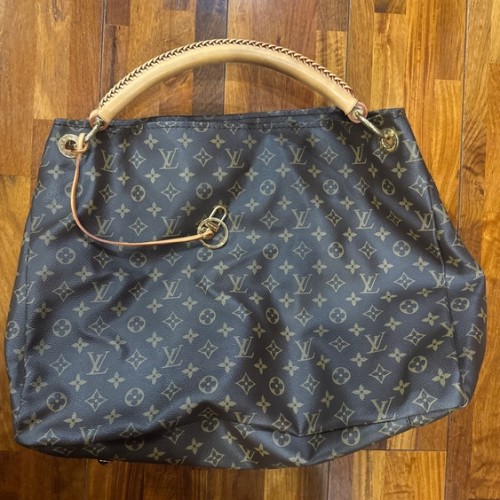 ルイヴィトン モノグラム