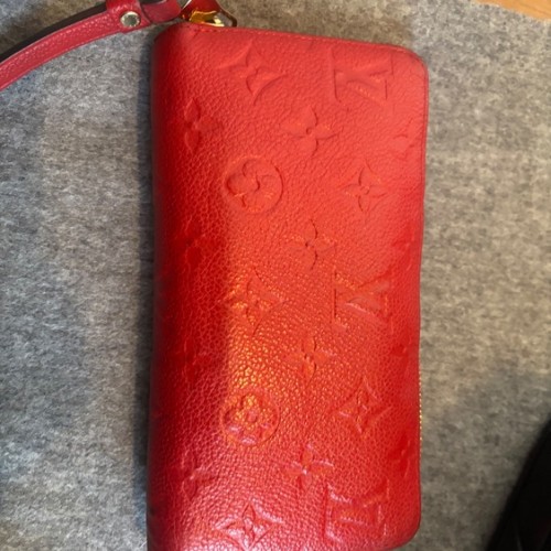 アンプラント　ジッピーウォレット