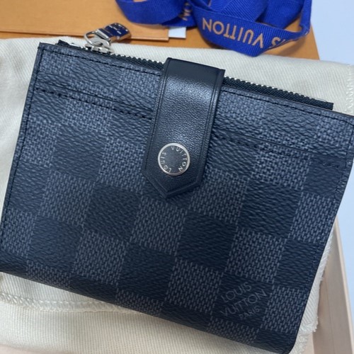 ルイヴィトン　財布