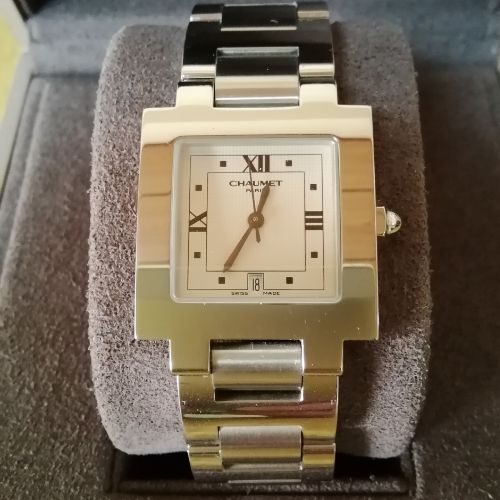 CHAUMET　ショーメ　スタイルカレ　デイト付き　腕時計
