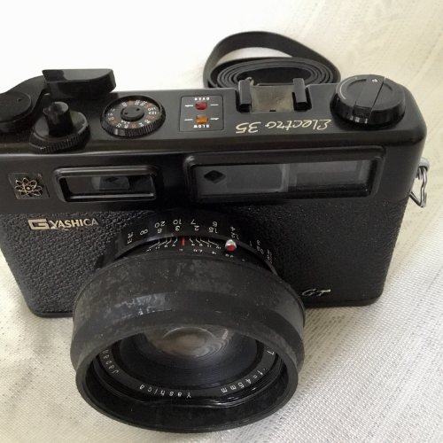 YASHICA 45mm 1.7 フィルムカメラ