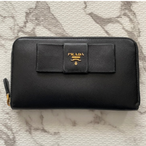 プラダ　サフィアーノ　リボン　長財布