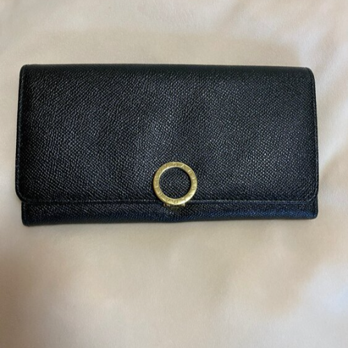 BVLGARI長財布