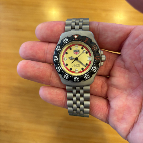 フォーミュラ1 KITH 240,000円