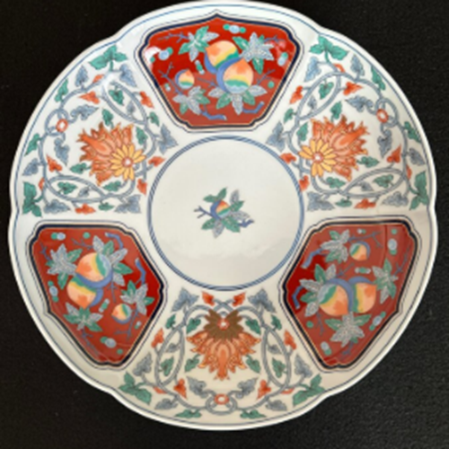 有田焼　其泉窯　草花果実文　盛皿　化粧箱有り