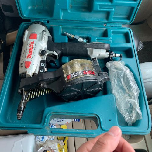 マキタ エア釘打 AN514