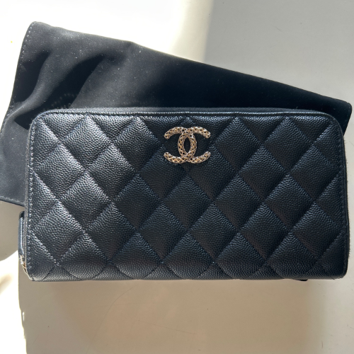 CHANEL長財布