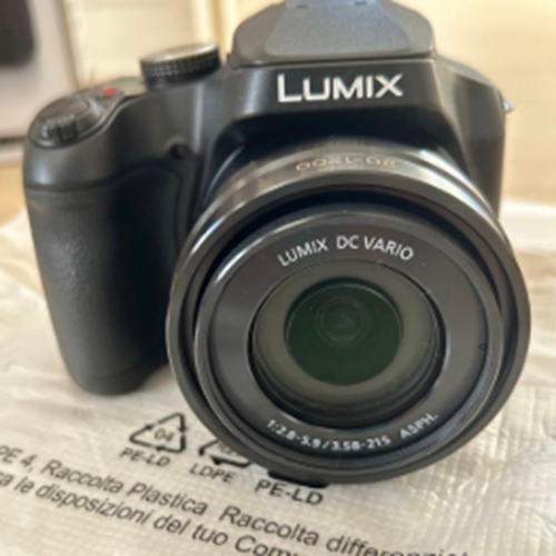 LUMIX DC-FZ85D
