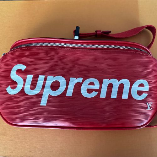 Supreme / Louis Vuitton Bumbag "Red"