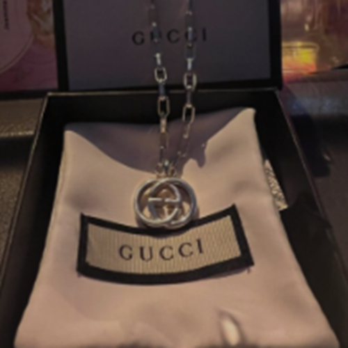 グッチ ネックレス GUCCI シルバー GGロゴモチーフ ペンダント 男女兼用