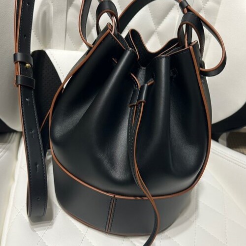 LOEWE バルーンバック スモール