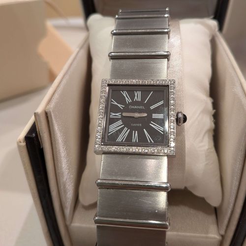 CHANEL シャネル レディース腕時計 マドモアゼル 純正ダイヤモンドベゼル