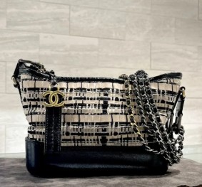 シャネル ガブリエルドゥシャネルスモールホーボー
