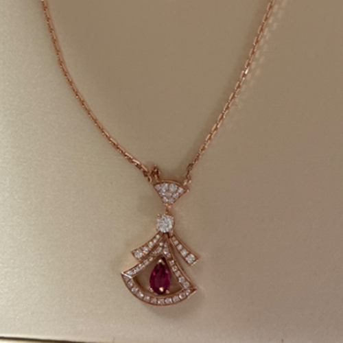 ブルガリネックレス