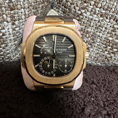 パテックフィリップ ノーチラス 5712r