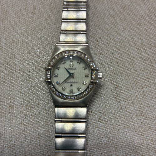 オメガ コンステーション